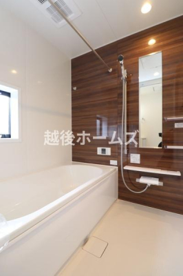 ���� �y���Ў{�H��z�P�؃^�C�v�̍L�X���j�b�g�o�X�ł��I
���������g�[�@��W�������A�P�N�����K�ɉ߂����闁���ł�