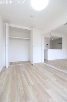 �m�� -