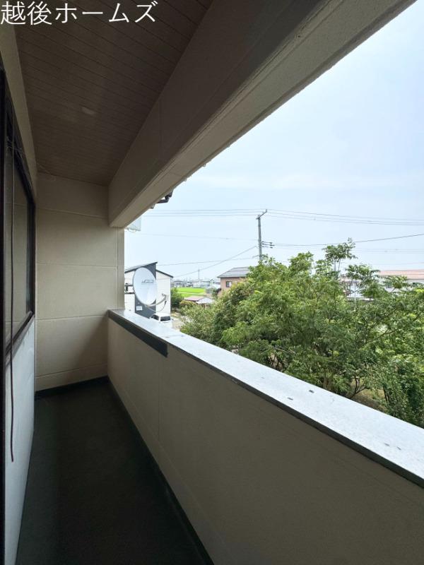 �o���R�j�[ �����󕨂��O�������\�ȃo���R�j�[