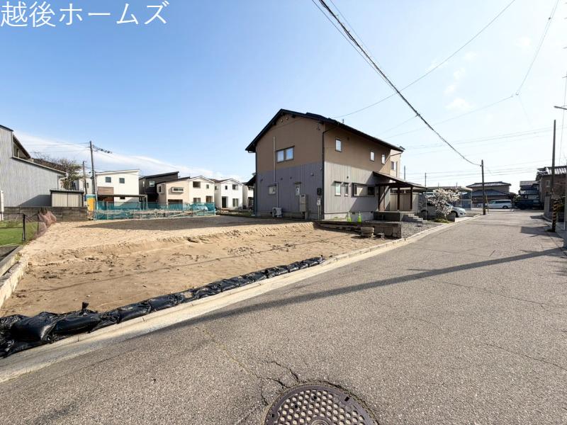 ���̑� �ߗׁE���ӊ��⒬���݂ȂǁA�����ł͂킩��Ȃ���񂪂������񂠂�܂��B���񌻒n�ɂĂ��m�F���������B