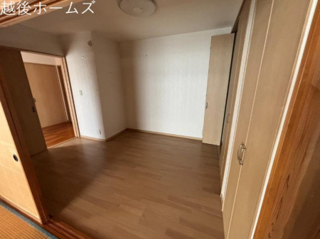 �m�� -