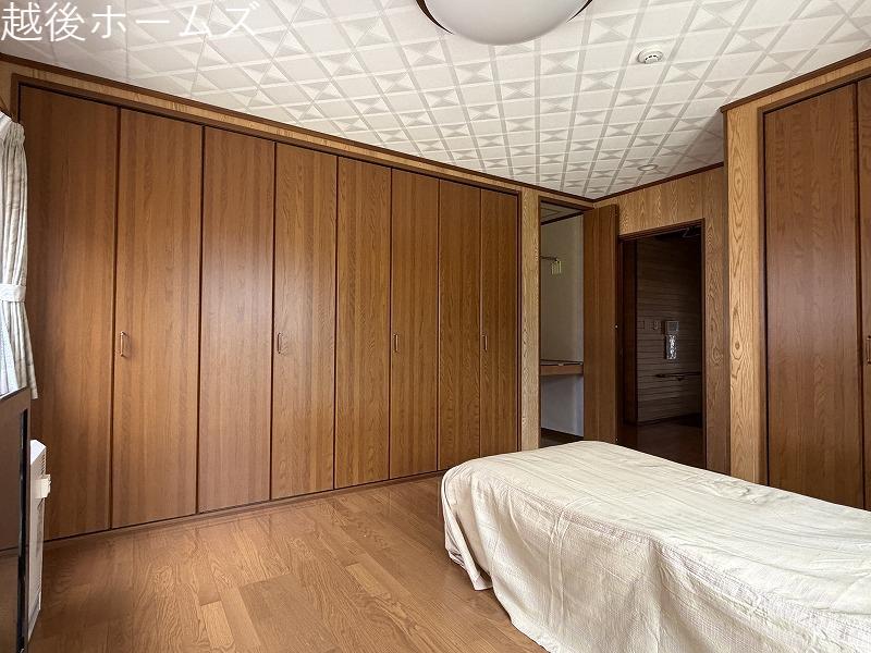 �m�� -