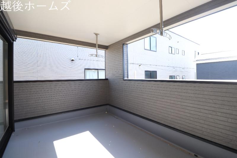 �o���R�j�[ �y���Ў{�H��z�C���i�[�o���R�j�[�̗p�ŁA�ˑR�̈��V��ɂ����������ł��I