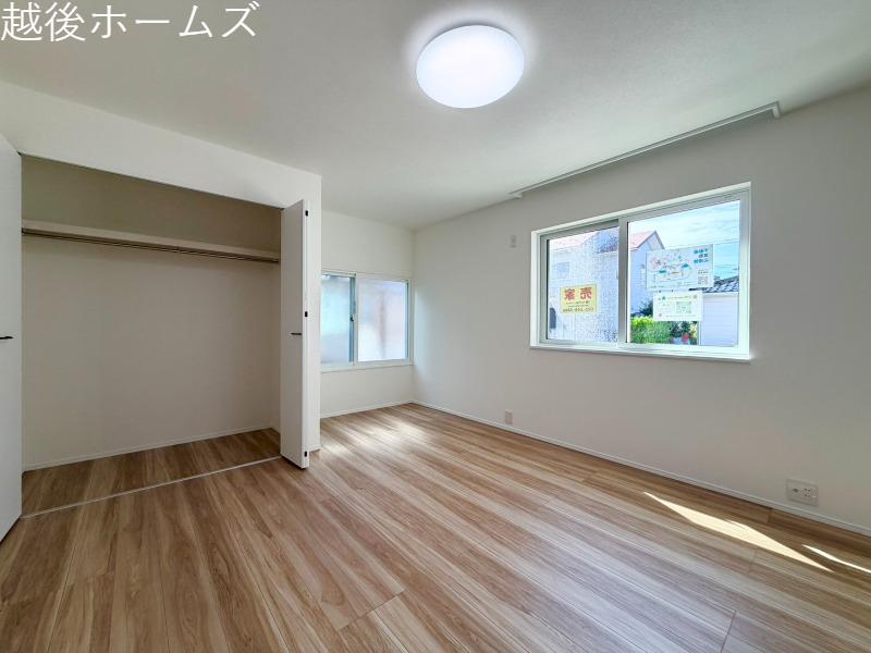 �m�� �V���v���ȗm���Ȃ̂ŉƋ�Ȃǂ̃C���e���A�Ƃ��}�b�`���Ă�����ꊴ���o���₷���A�g�̉��̐��������₷���ł��ˁ�