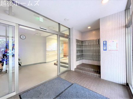 �G���g�����X -