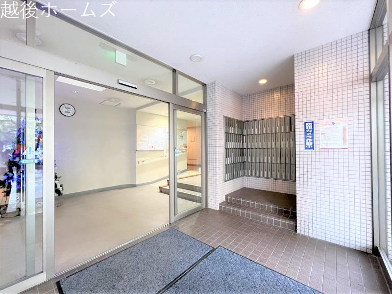 �G���g�����X -