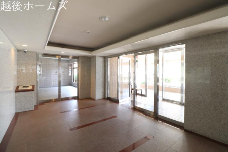 �G���g�����X -