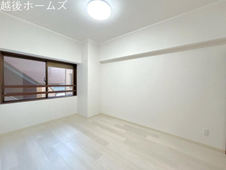�m�� -