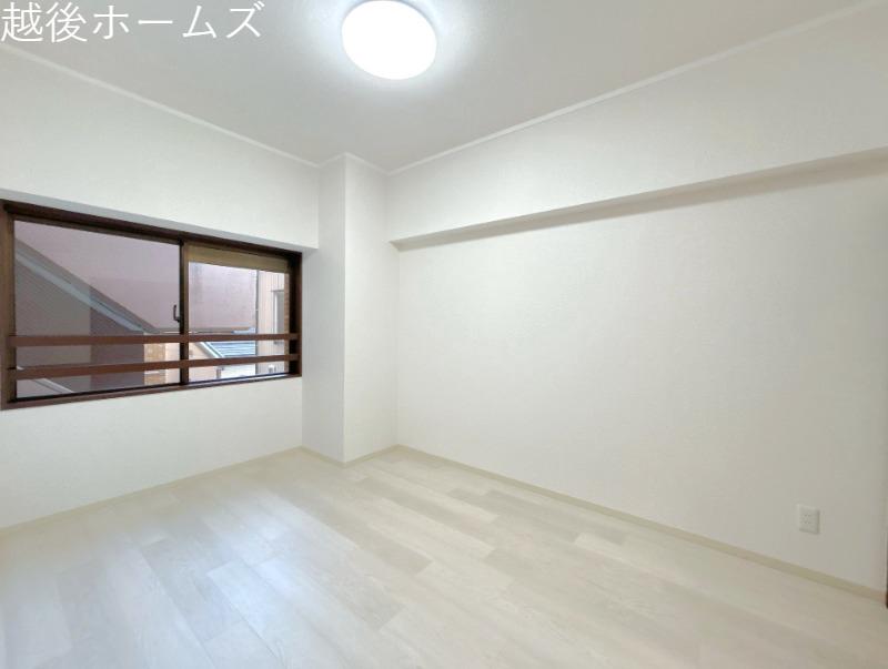 �m�� -