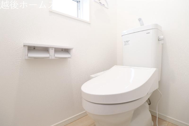 �g�C�� �y���Ў{�H��z���������E���K�ȉ��������g�C��