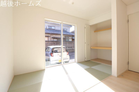 ���̑� �y���Ў{�H��z���r���O�ƌq����^�^�~�R�[�i�[�͂��났�X�y�[�X�ɍœK�ł���