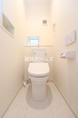 トイレ 【同社施工事例】いつも清潔・快適な温水洗浄つきトイレ