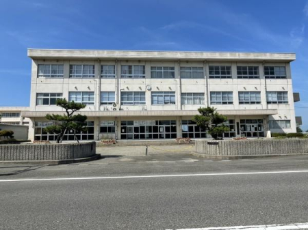 周辺環境 【中学校】新潟市立早通中学校：815�u