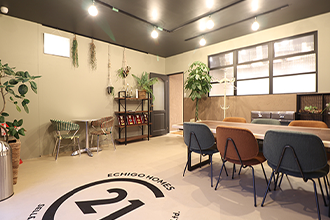 �R�X�g��}������